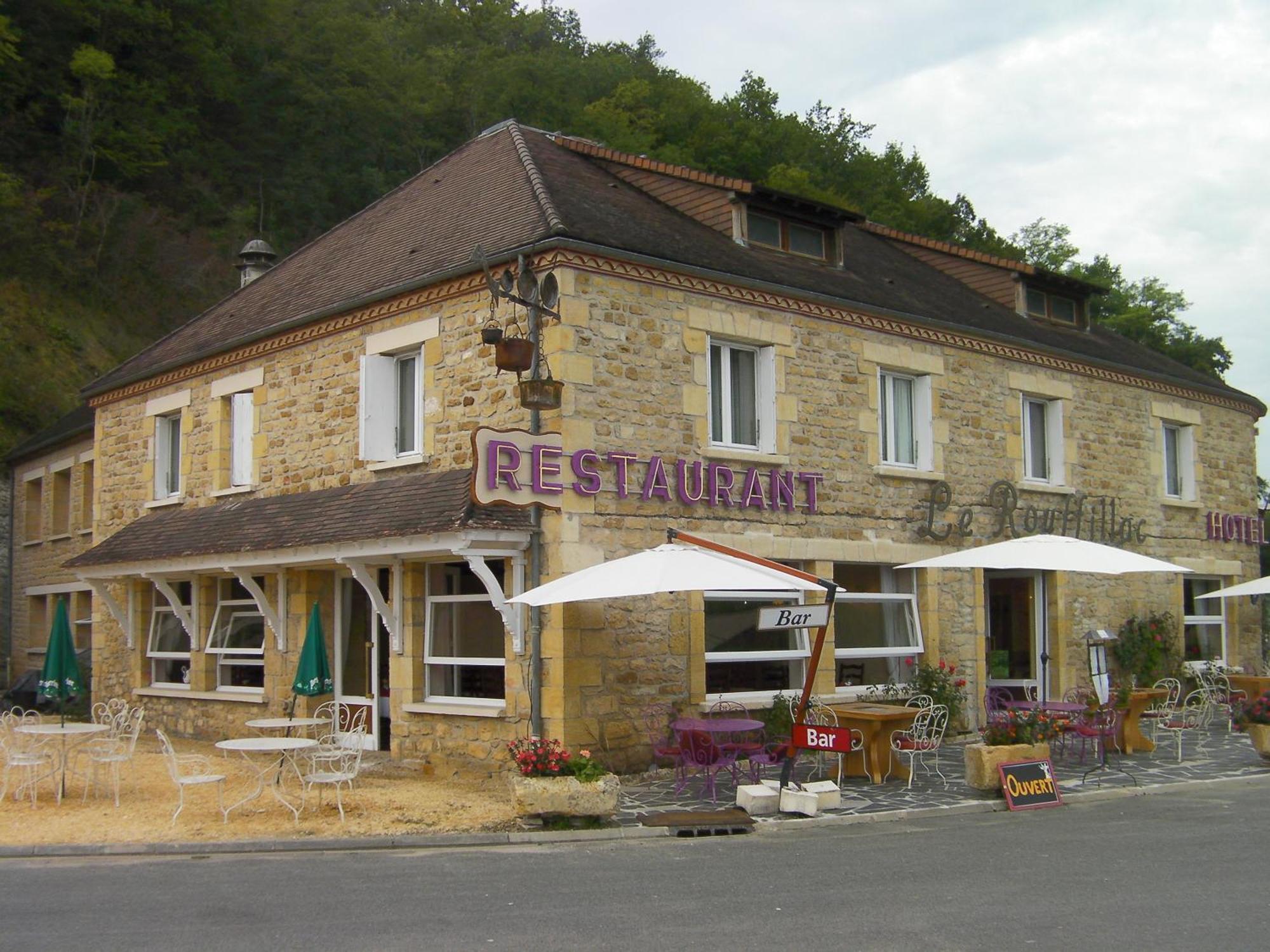 Hotel-Restaurant Le Rouffillac Carlux Exterior foto